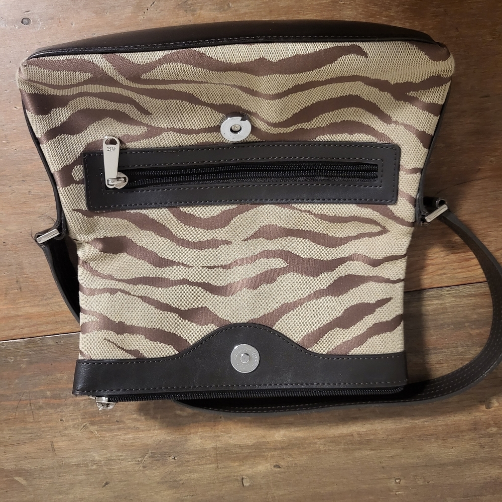 Anne Klein zebra print foldable handbag - Picture 4 of 5